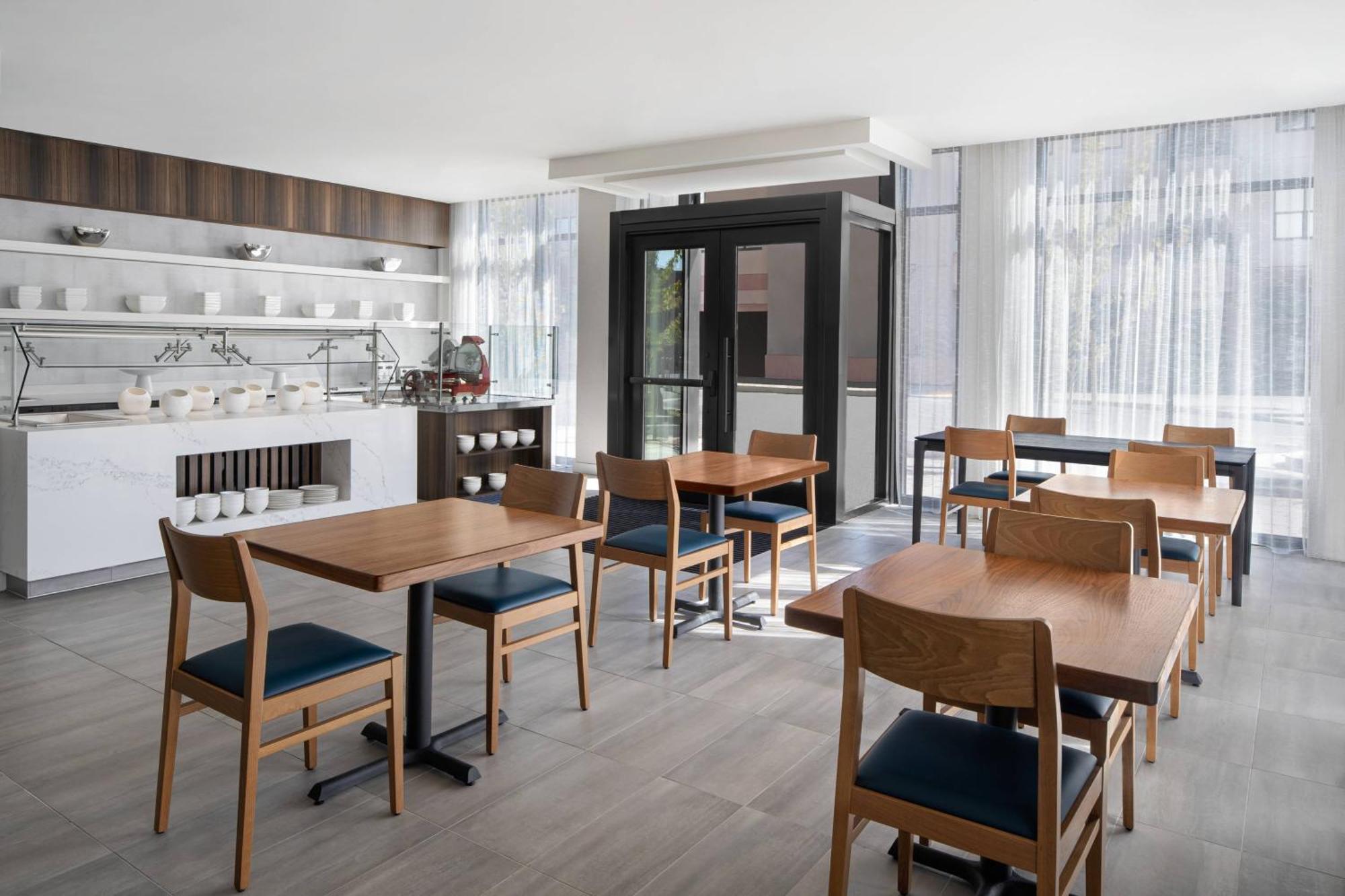 Ac Hotel By Marriott Santa Rosa Sonoma Wine Country Екстер'єр фото