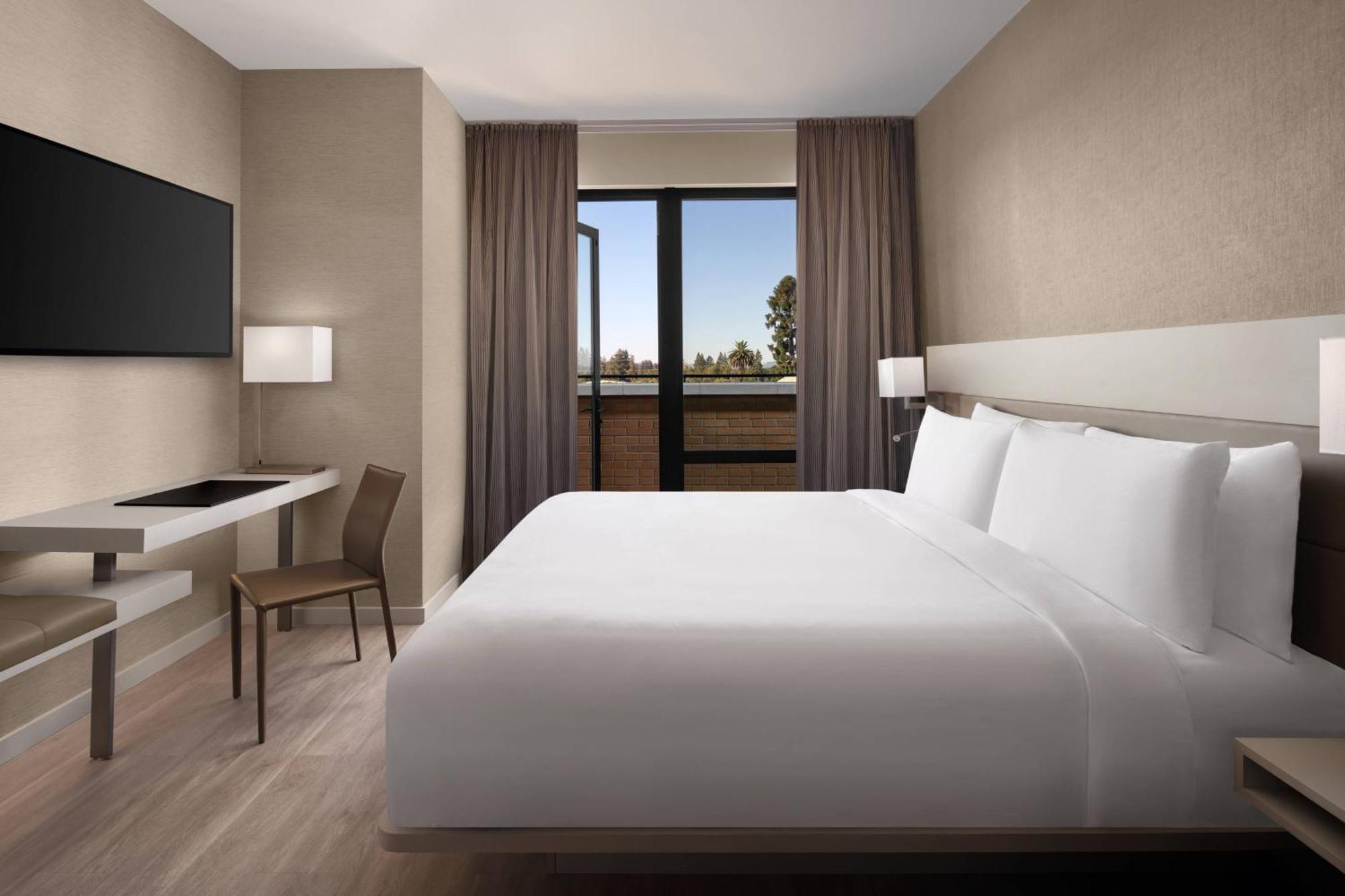 Ac Hotel By Marriott Santa Rosa Sonoma Wine Country Екстер'єр фото